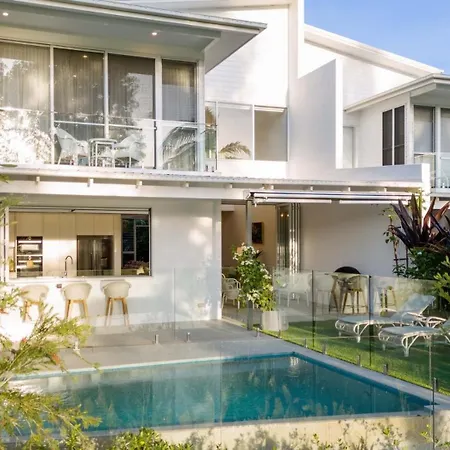 Escape Villas Port Douglas Exterior photo