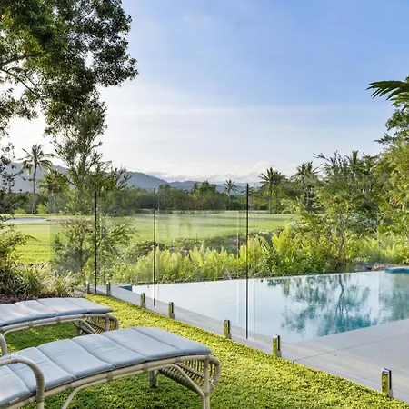 Escape Villas Port Douglas Exterior photo